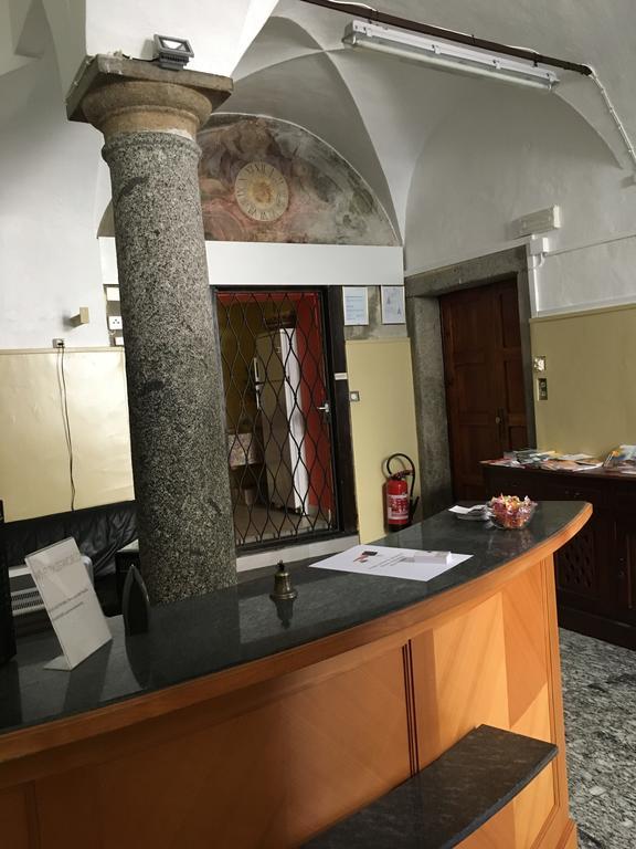 Bed and Breakfast Pensione Citta Vecchia Locarno Zewnętrze zdjęcie