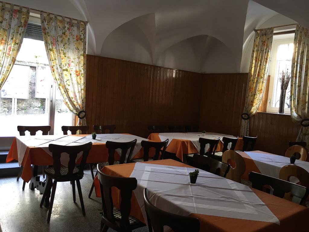 Bed and Breakfast Pensione Citta Vecchia Locarno Zewnętrze zdjęcie