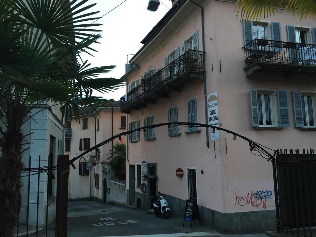 Bed and Breakfast Pensione Citta Vecchia Locarno Zewnętrze zdjęcie