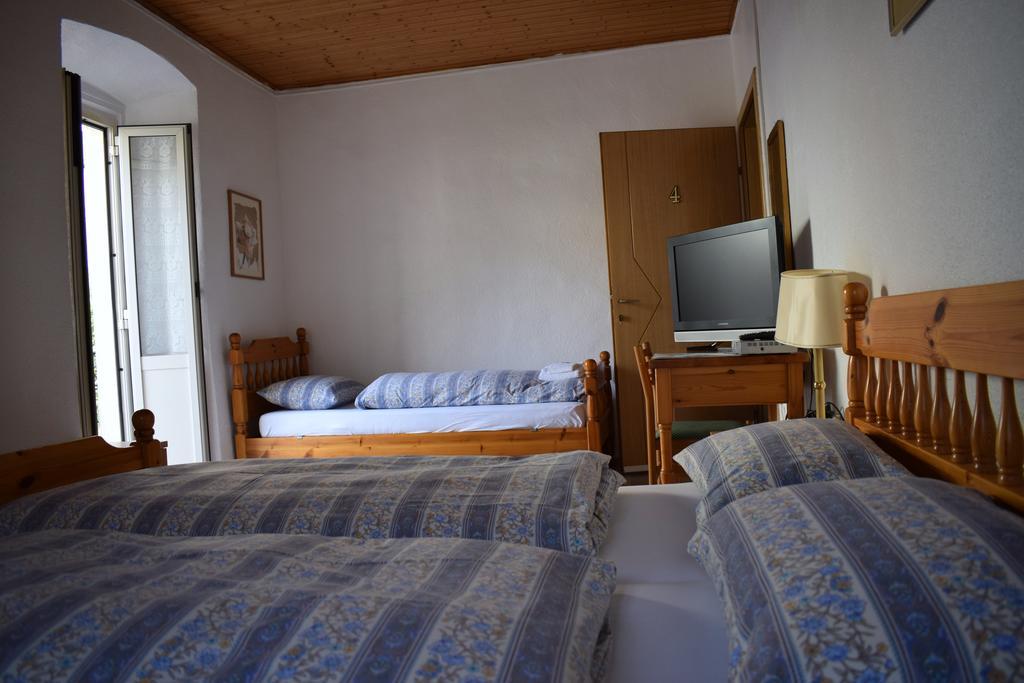 Bed and Breakfast Pensione Citta Vecchia Locarno Zewnętrze zdjęcie